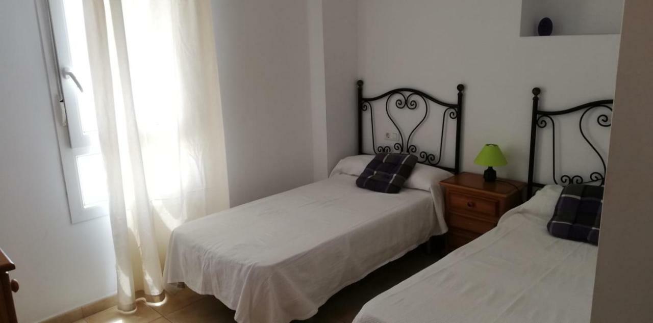 Apartamento Casco Historico Conil De La Fra. 5 Mins De La Playa. Lägenhet Conil De La Frontera Exteriör bild