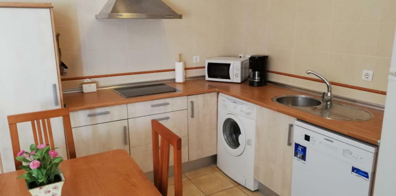 Apartamento Casco Historico Conil De La Fra. 5 Mins De La Playa. Lägenhet Conil De La Frontera Exteriör bild